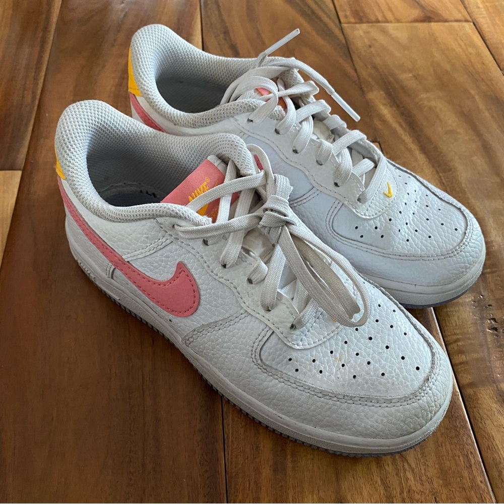 Nike Air Force 1 Low 'Coral Chalk Laser Orange’ Kids' Sneakers Shoes Size 1Y